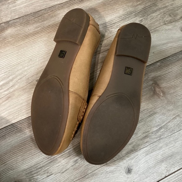 White Mountain women shoe size 6.5 - Picture 3 of 3